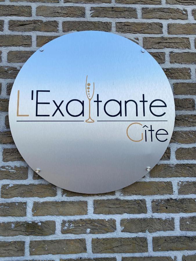 L Exaltante Villa Gesves Buitenkant foto
